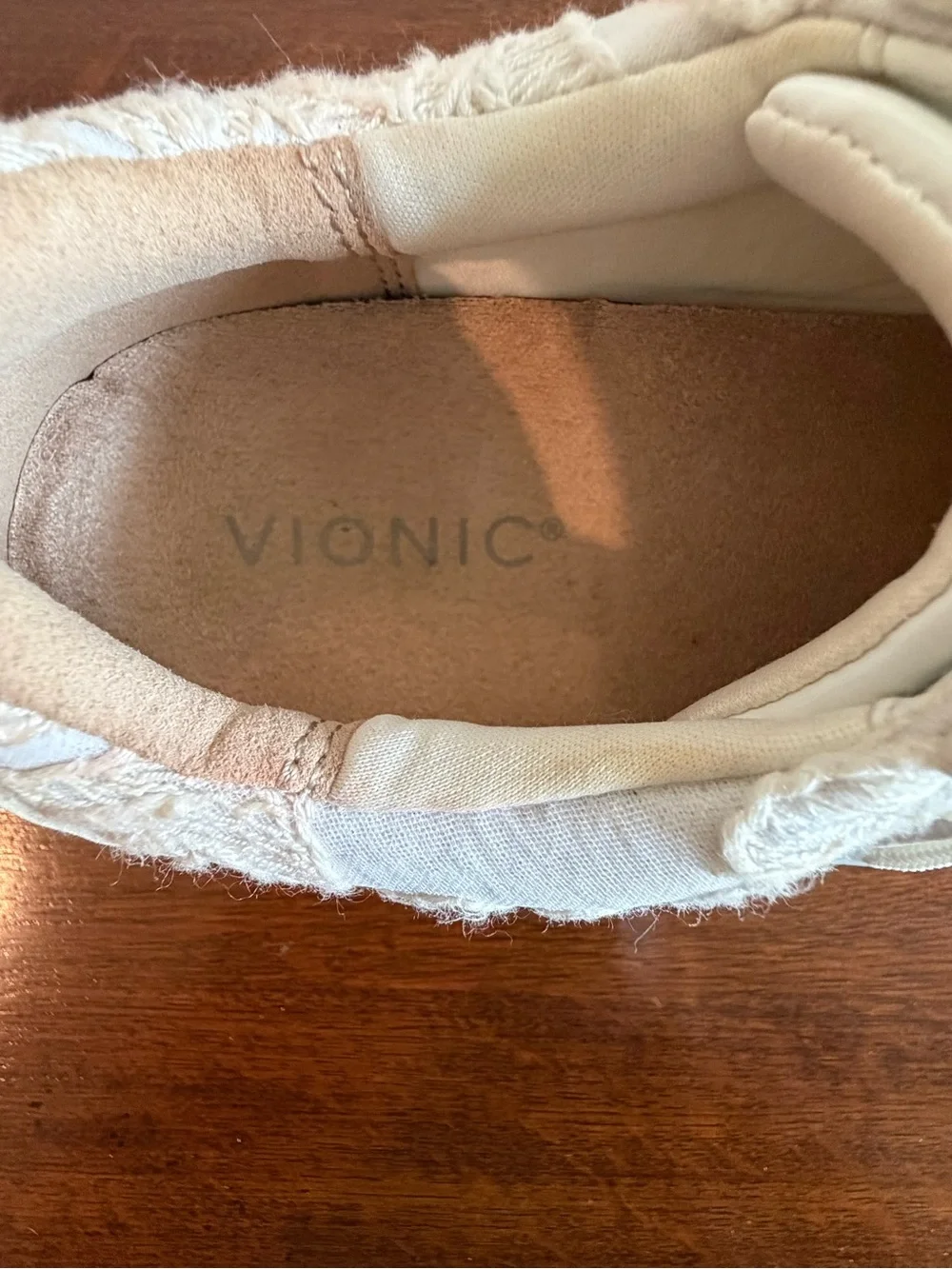Vionic Kearny Women’s Lace-Up Platform Comfort Sneaker Size 6.5